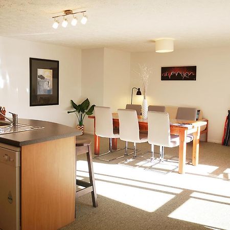 Park To Mountains Apartment แอโรว์ทาวน์ ภายนอก รูปภาพ